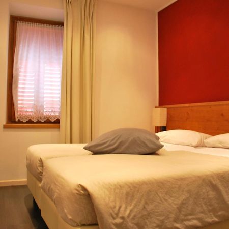 Hotel Garni Zanella Фучино Экстерьер фото