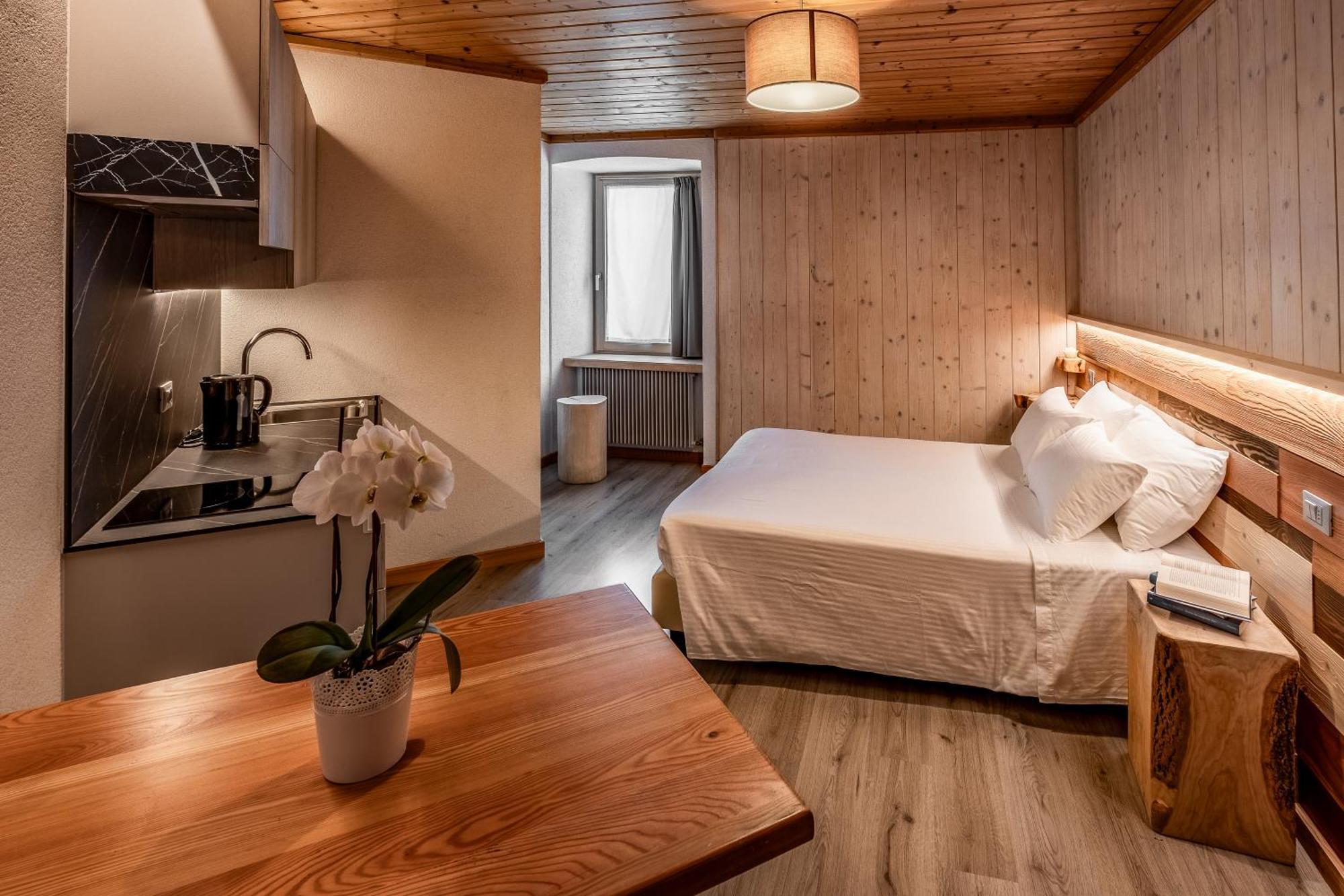 Hotel Garni Zanella Фучино Экстерьер фото